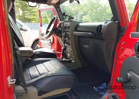 2010 Jeep Wrangler Unlimited Sport z USA, uszkodzony, nr VIN 1J4BA3H11AL224893